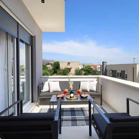 Bonaca Apartments With Terrace And Private Parking Kastela Exterior photo