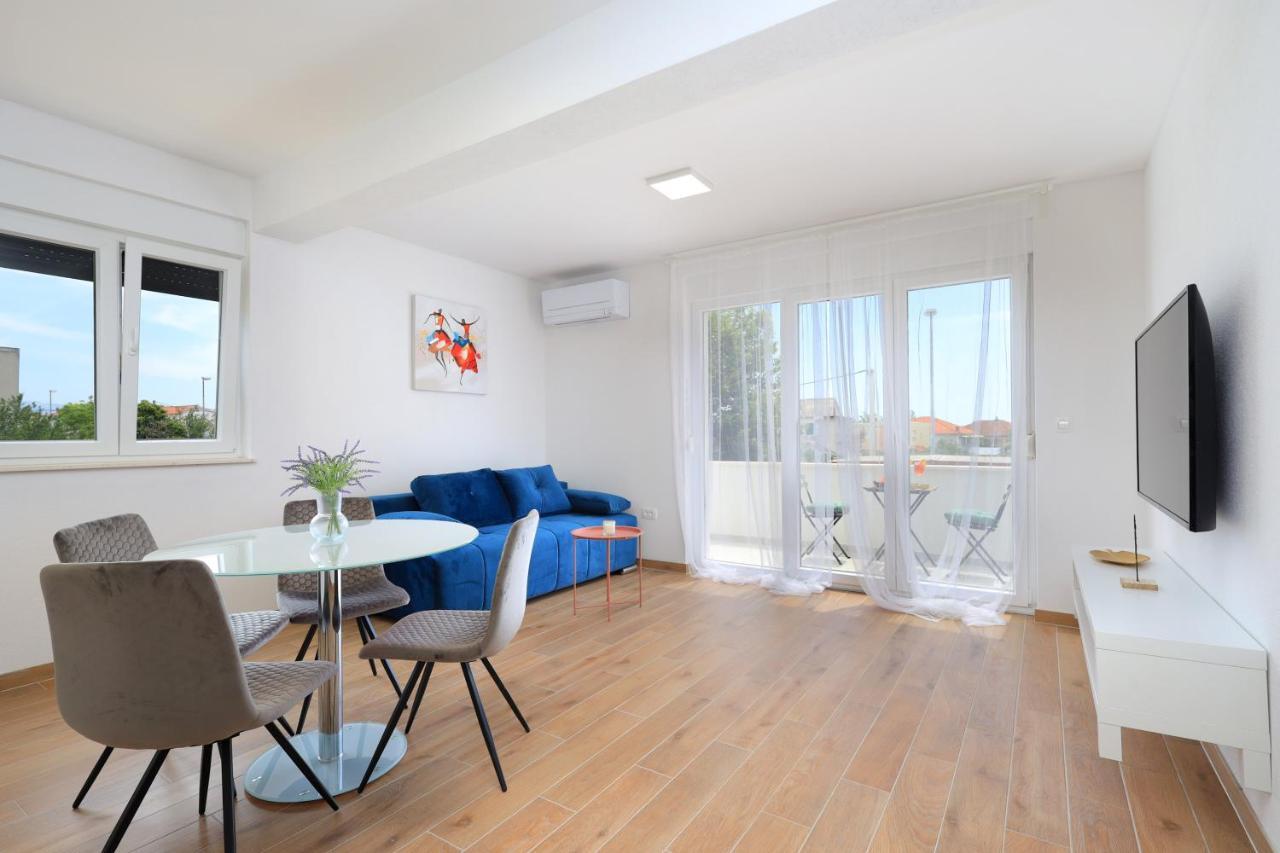 Bonaca Apartments With Terrace And Private Parking Kastela Exterior photo